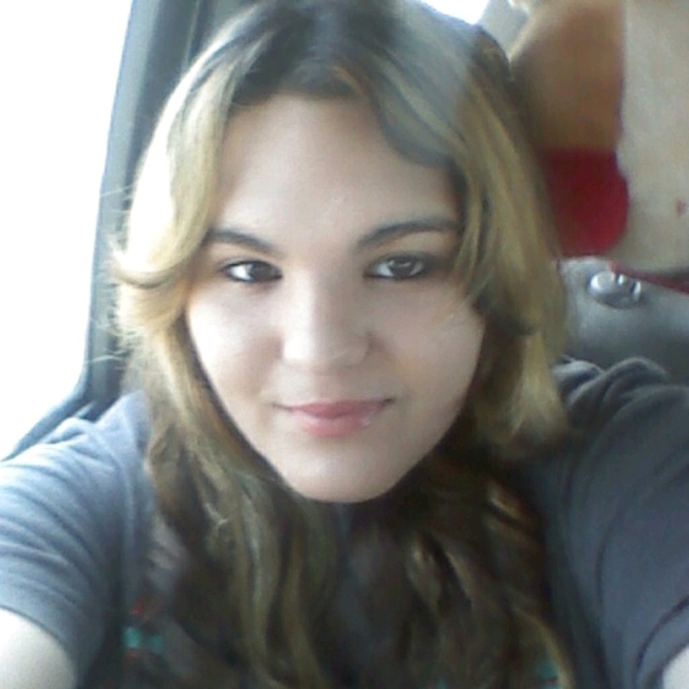 Meet your Posher, Alexandra